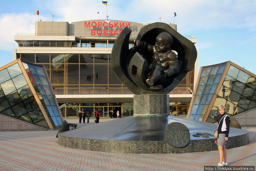 памятник Хрущеву в детстве (прозвище памятника) Одесса, Украина