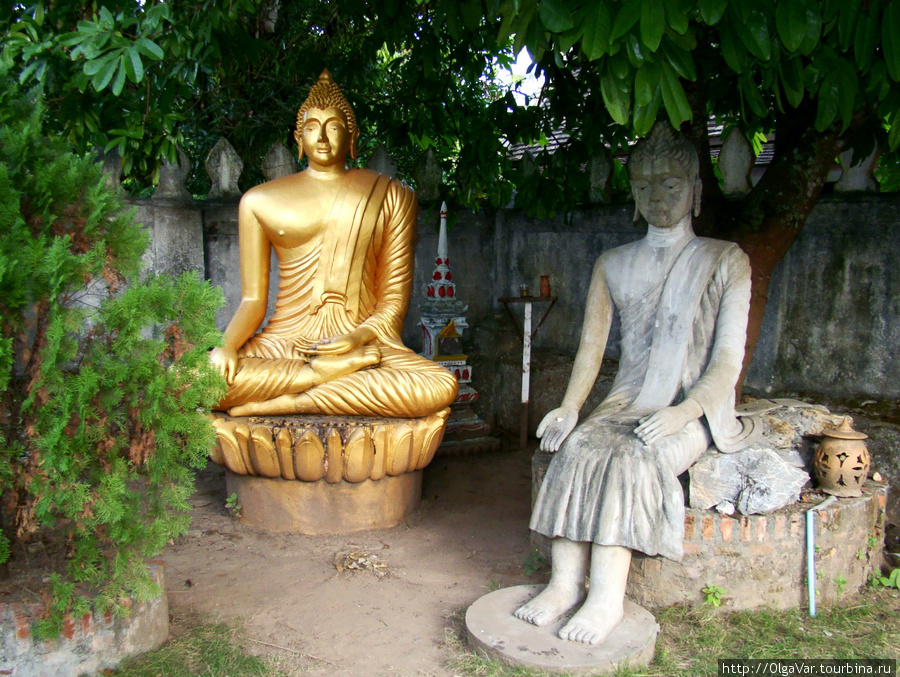 В одном из двориков Луанг-Прабанг, Лаос