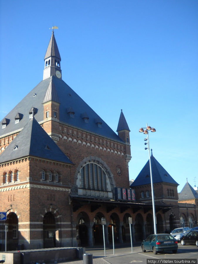 Главный вход в вокзал Копенгаген, Дания
