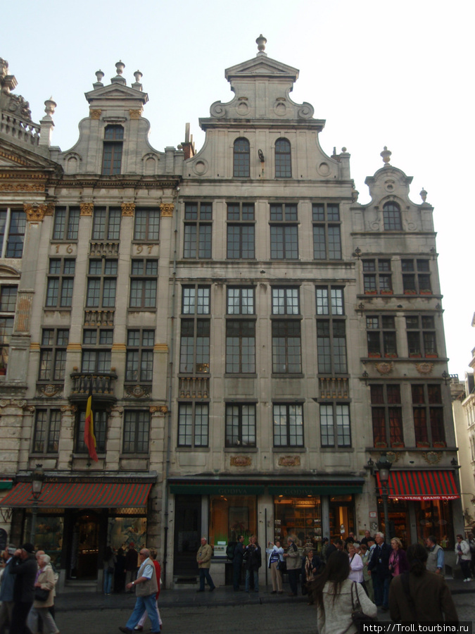 Главная площадь и ее окрестности Брюссель, Бельгия