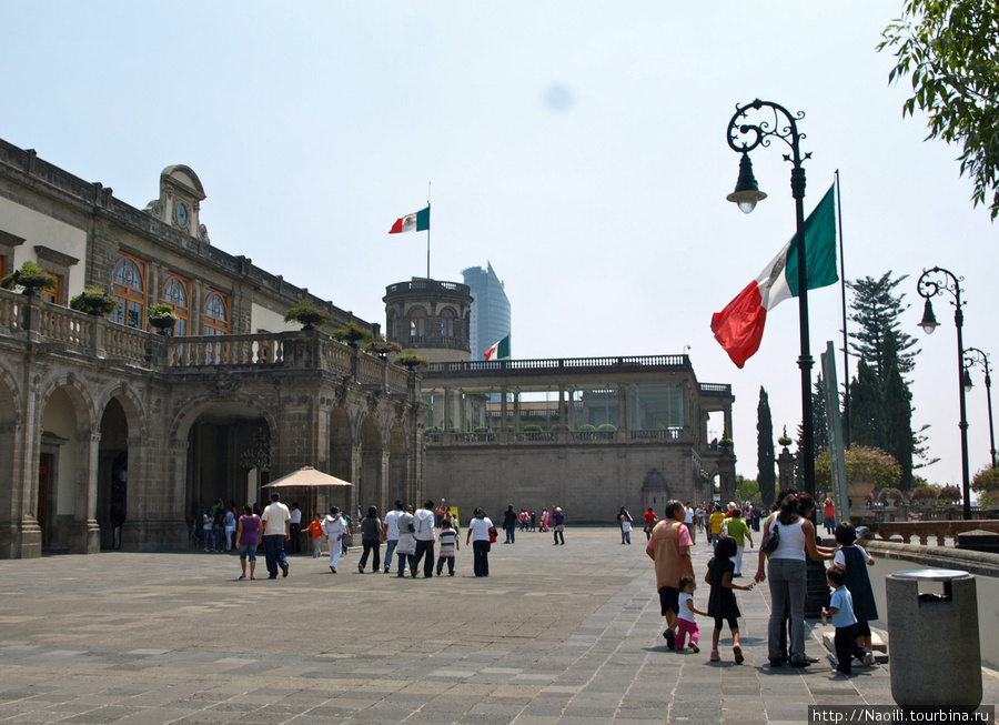 Замок Чапультепек и лже-император Максимилиан Мехико, Мексика
