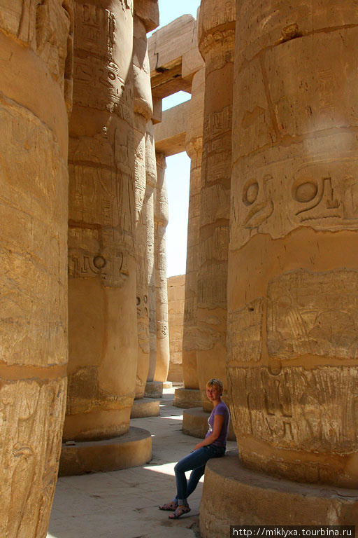 Большой гипостильный зал Луксор, Египет