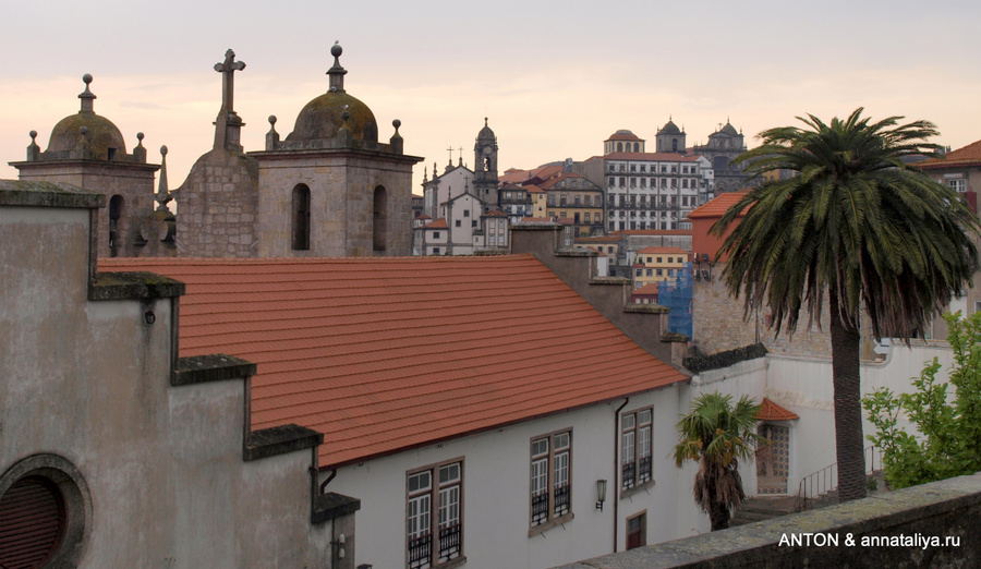 Азулежуш - часть 2. Церкви в узорах Порту, Португалия