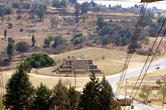Вид с Большого основания на пирамиду в Какаштле