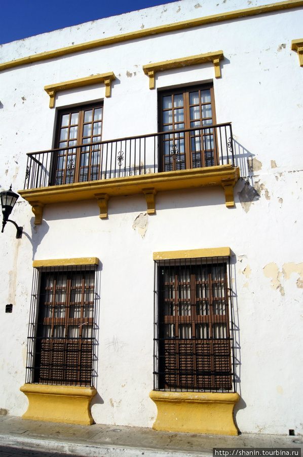 Двухэтажный дом Кампече, Мексика