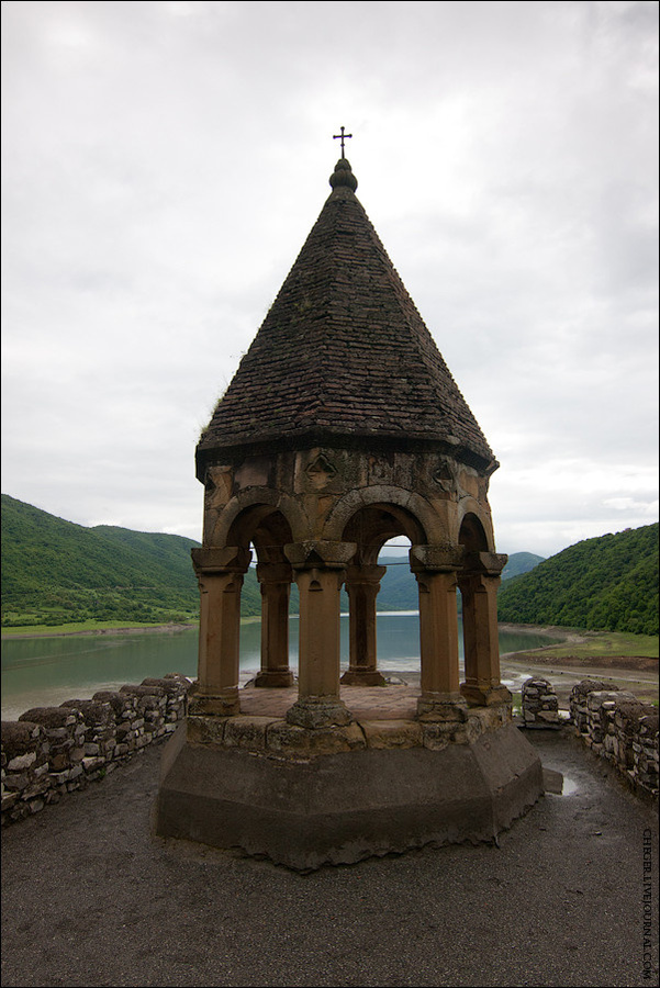 Крепость Ананури Ананури, Грузия