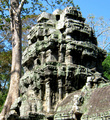 Свою мать, для которой правитель Ангкора Джаяварман VII построил Та Пром, он отождествлял с Праджняпарамитой — матерью всех будд и богиней «совершенной Мудрости»