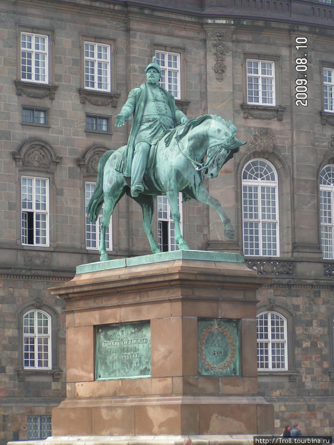 Памятник королю Фредерику VII Копенгаген, Дания