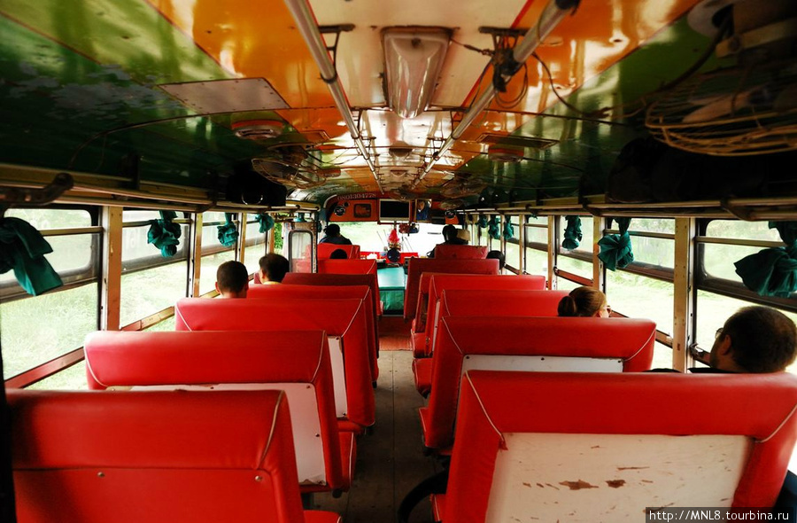 Фрагменты жизни «золотого треугольника» из окон автобуса Чианг-Кхонг, Таиланд