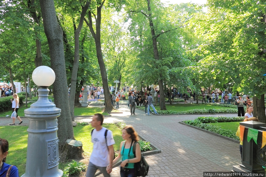 Страстной бул., Сад Эрмитаж, Успенский пер. и Мал. Дмитровка Москва, Россия