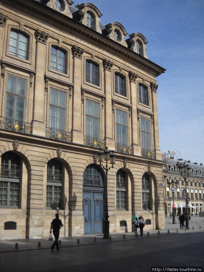 Характерное здание Париж, Франция