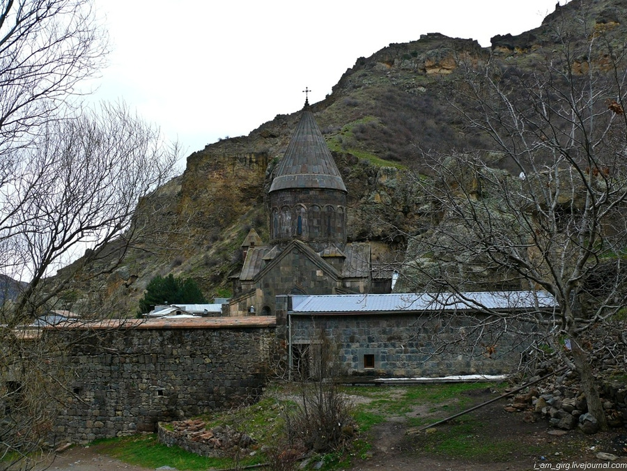 Армения: Гарни и Гехард Гарни, Армения