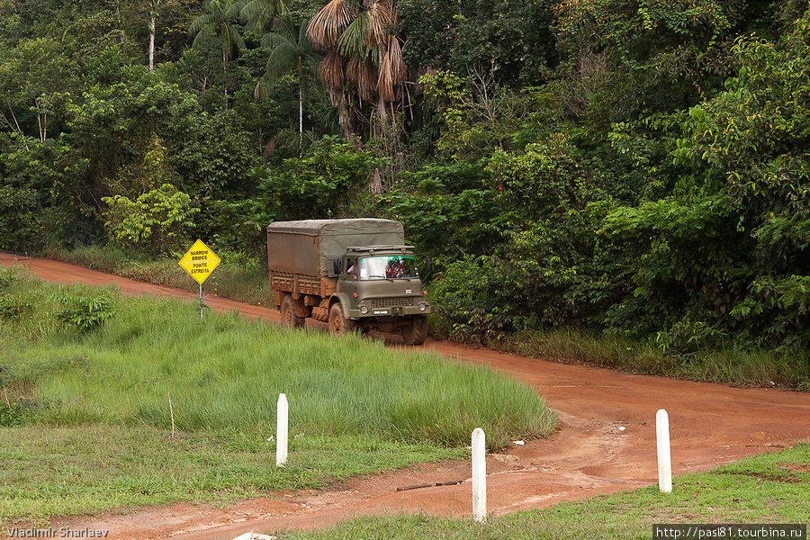 Нам посчастливилось прокатиться на армейском грузовике. Гайана