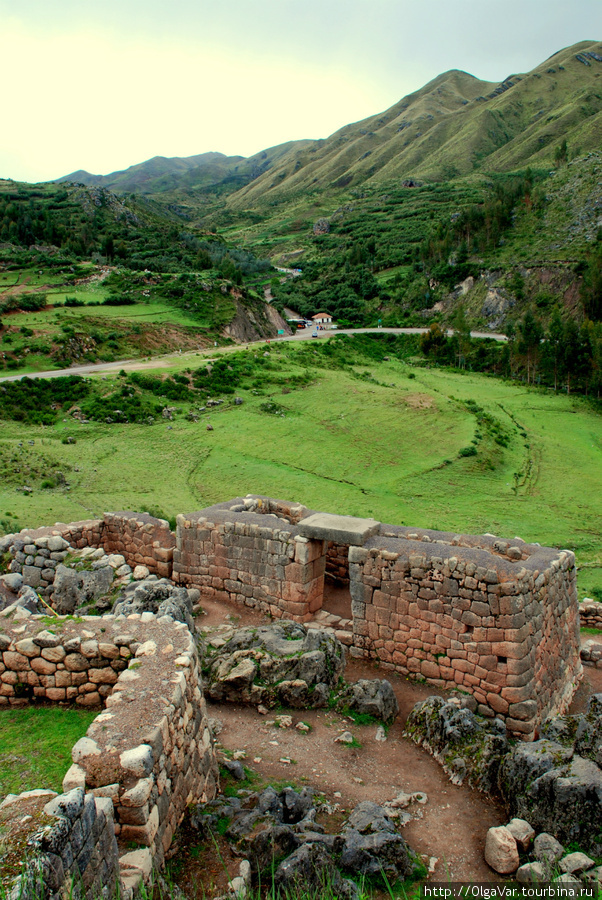 С обзорных точек дозорные могли наблюдать за окружающей крепость местностью Куско, Перу