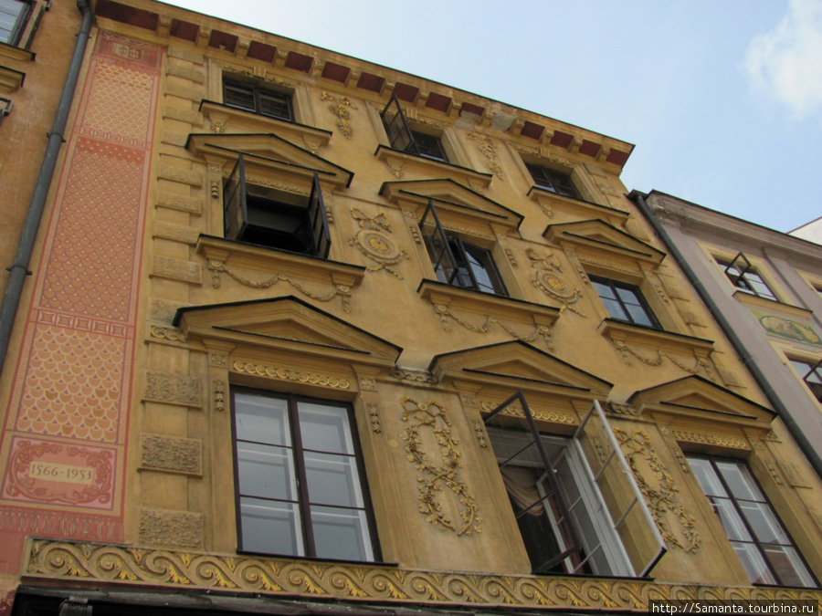 Фасады домов в Старом городе Варшава, Польша