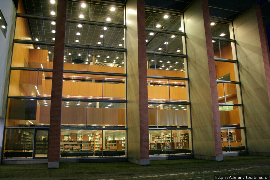 Библиотека студенческого городка Вааса, Финляндия