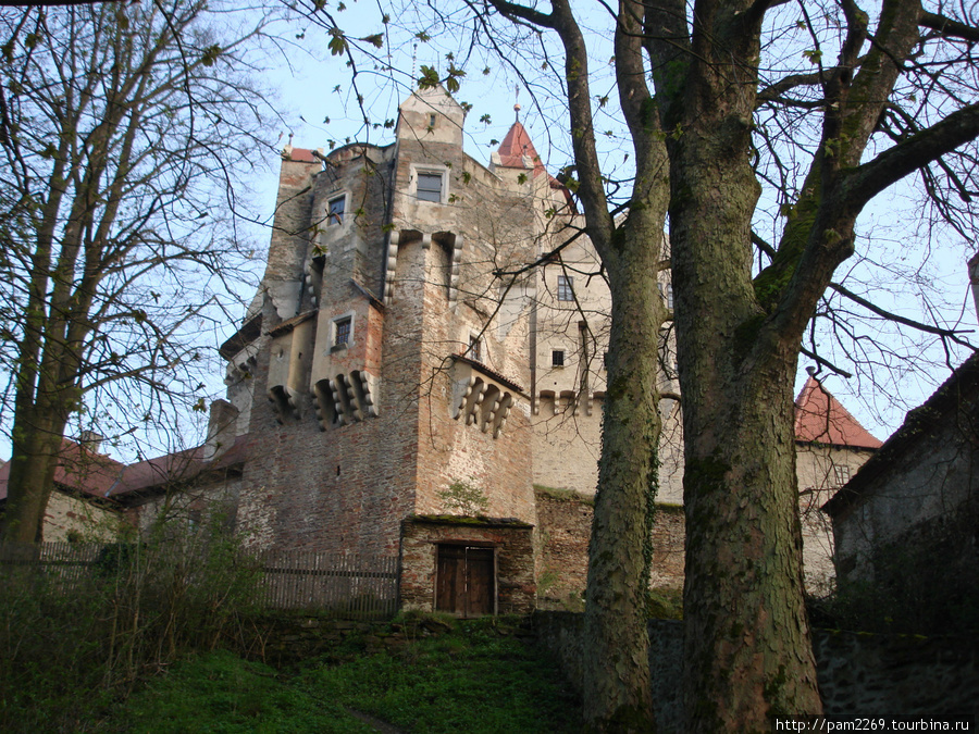 Неприступный замок Пернштайн Южноморавский край, Чехия