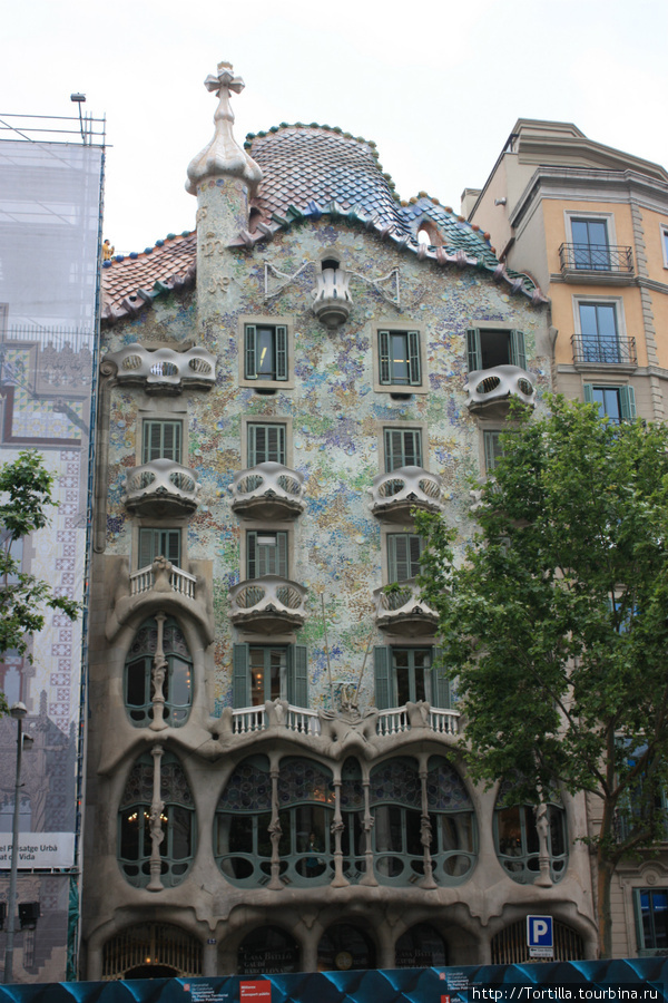дом Бальо Барселона, Испания