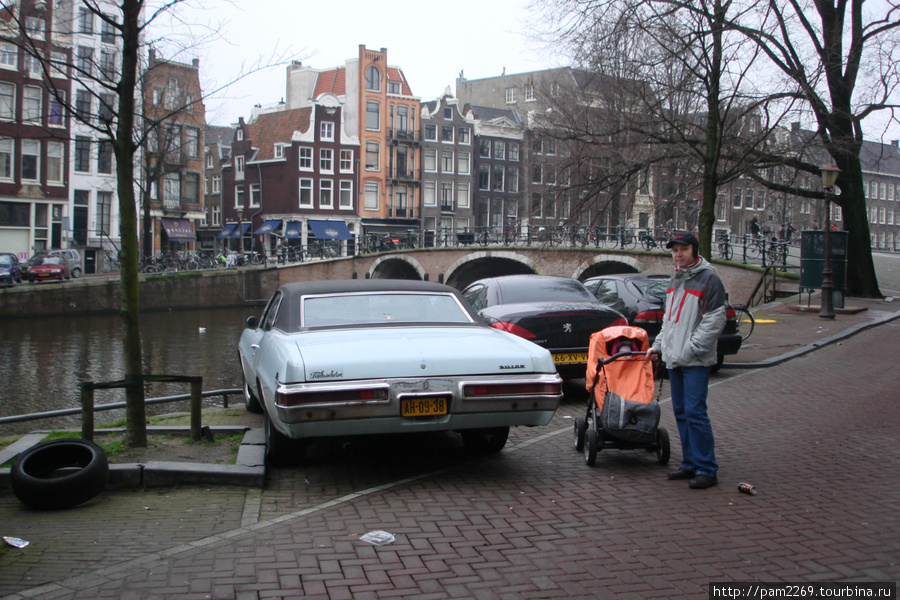 явно не Европейский размерчик Амстердам, Нидерланды