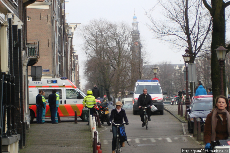 разборки с поицией Амстердам, Нидерланды