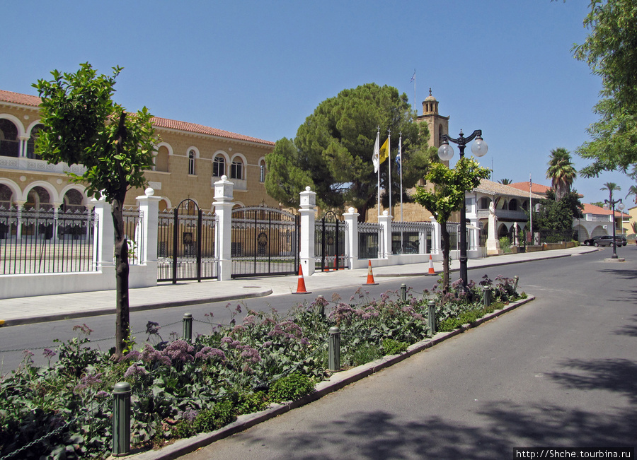 архиепископский дворец Никосия, Кипр