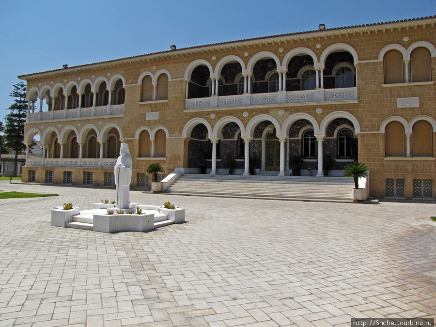 архиепископский дворец Никосия, Кипр