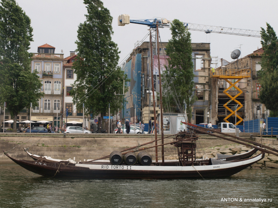 На портвейнских берегах-часть 6. На деревянной лодке по Дору Порту, Португалия