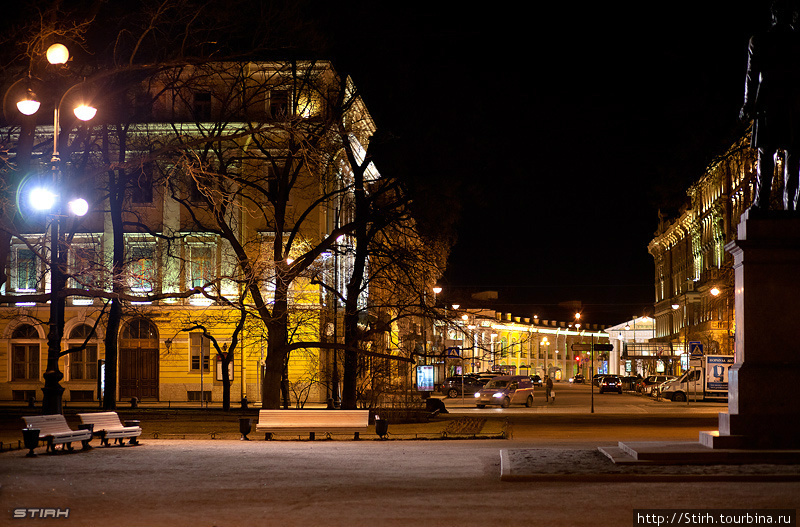 Вид на невский проспект со стороны площади искусств Санкт-Петербург, Россия