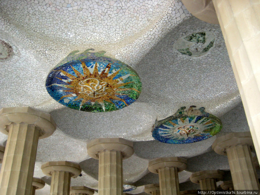 Потолок зала колонн Барселона, Испания