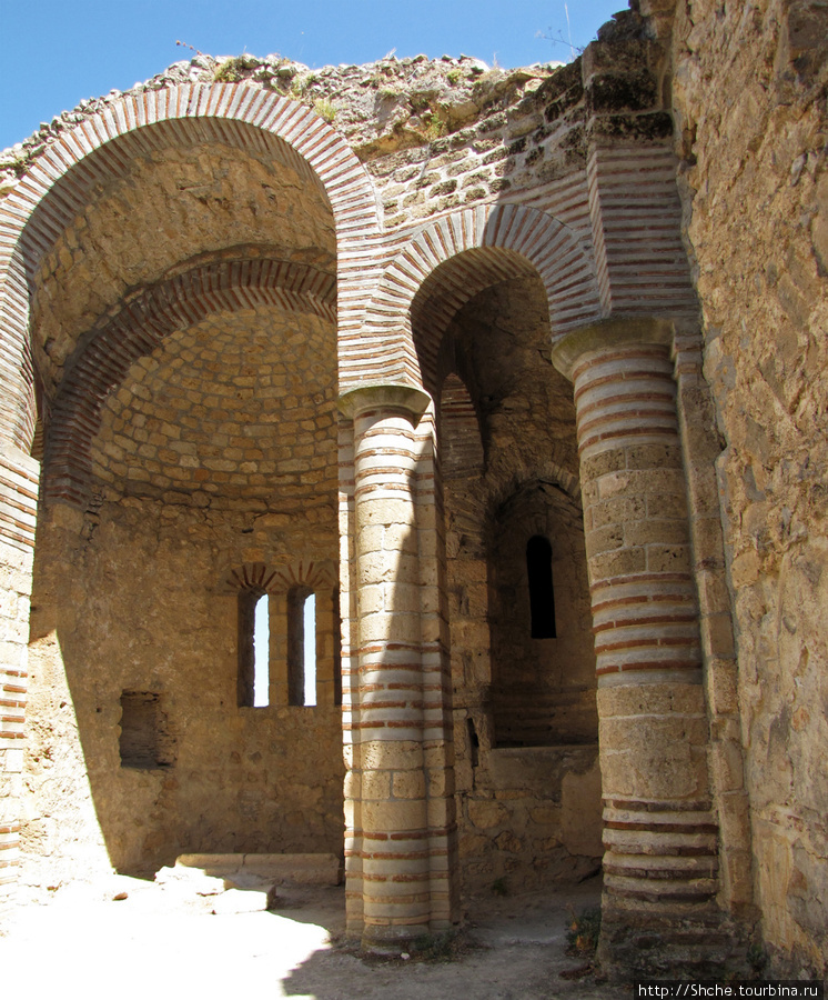 византийская церковь Святого Иллариона замок, Турецкая Республика Северного Кипра