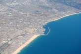 Лос Анджелес неотделим от белых пляжей Санта-Моники