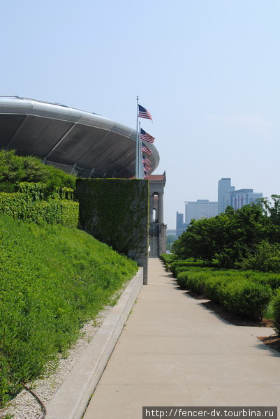 Soldier Field - стадион-мемориал Чикаго, CША