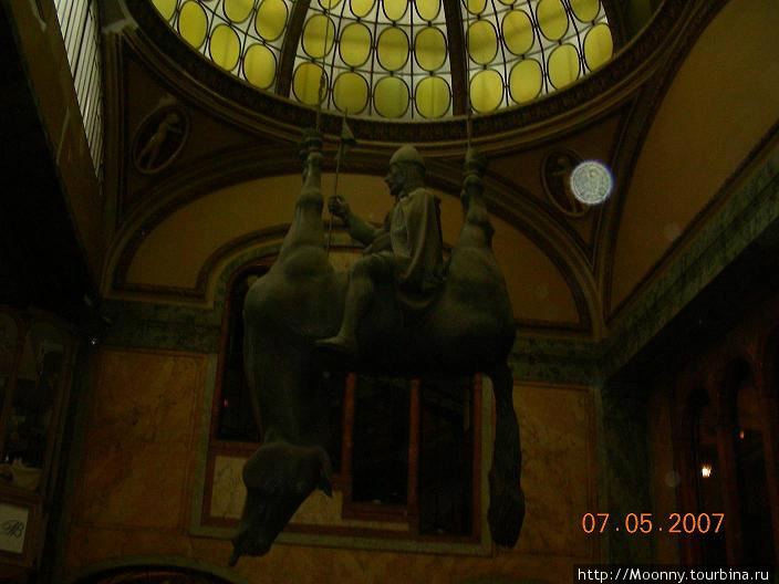 Памятник Вацлову. Данное произведение приводит меня в неописуемый восторг даже спустя 4 года! Прага, Чехия
