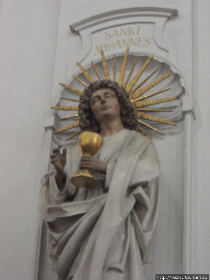 Святой и его нимб Бамберг, Германия