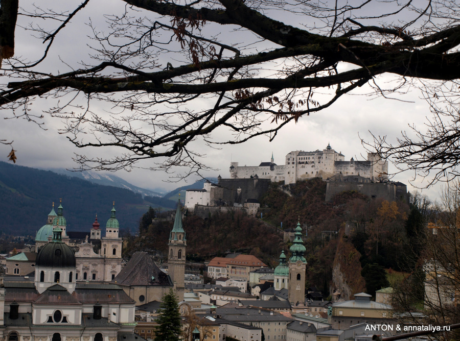 Виды на Зальцбург с горы Монахов Зальцбург, Австрия