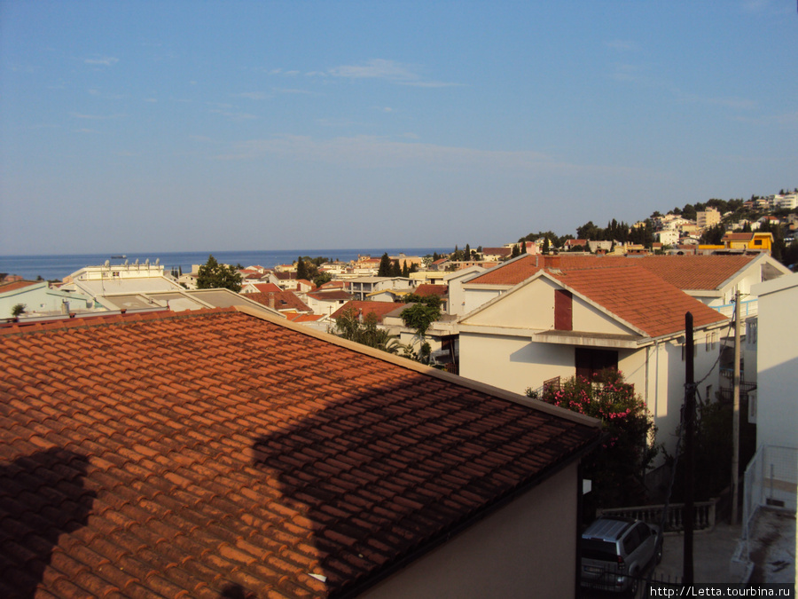 Вид с балкона номера на море Бар, Черногория
