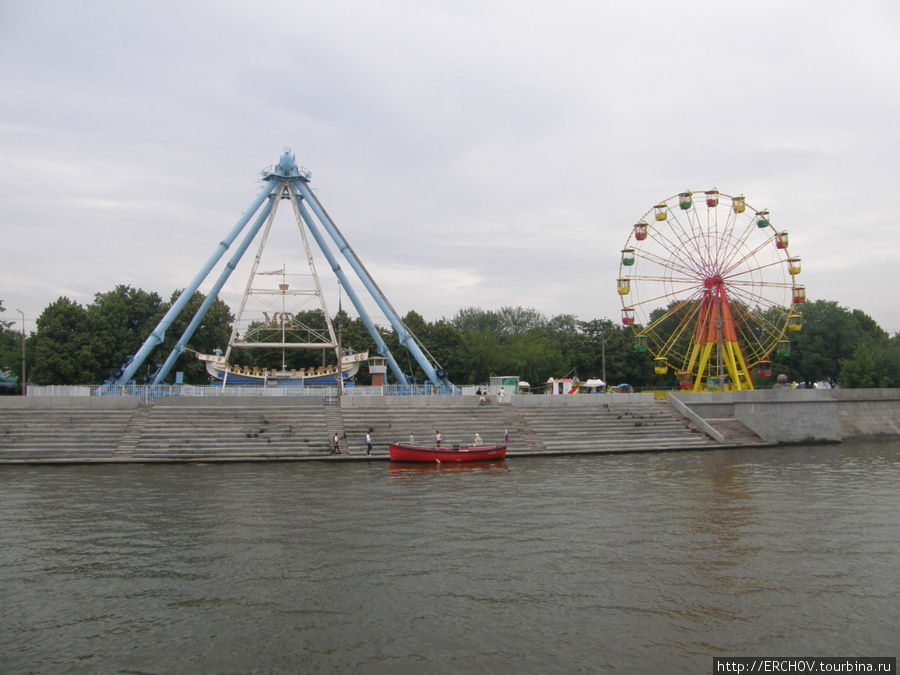 Прогулка по Москва-реке Москва, Россия