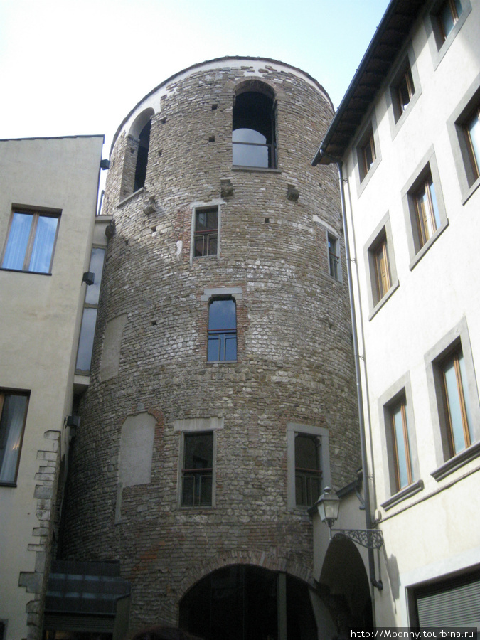Башня 12 века Флоренция, Италия