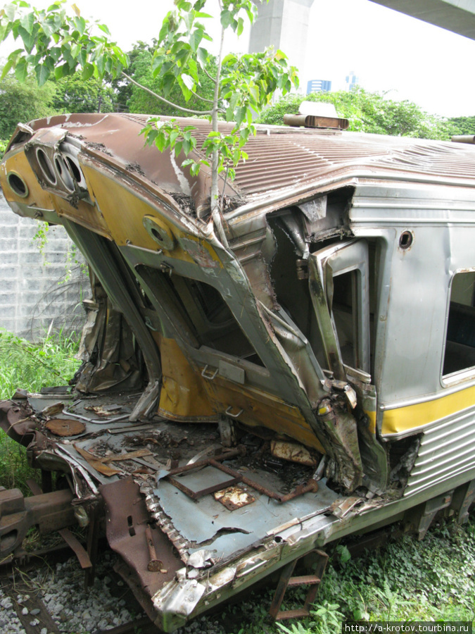 Остатки старых вагонов Бангкок, Таиланд