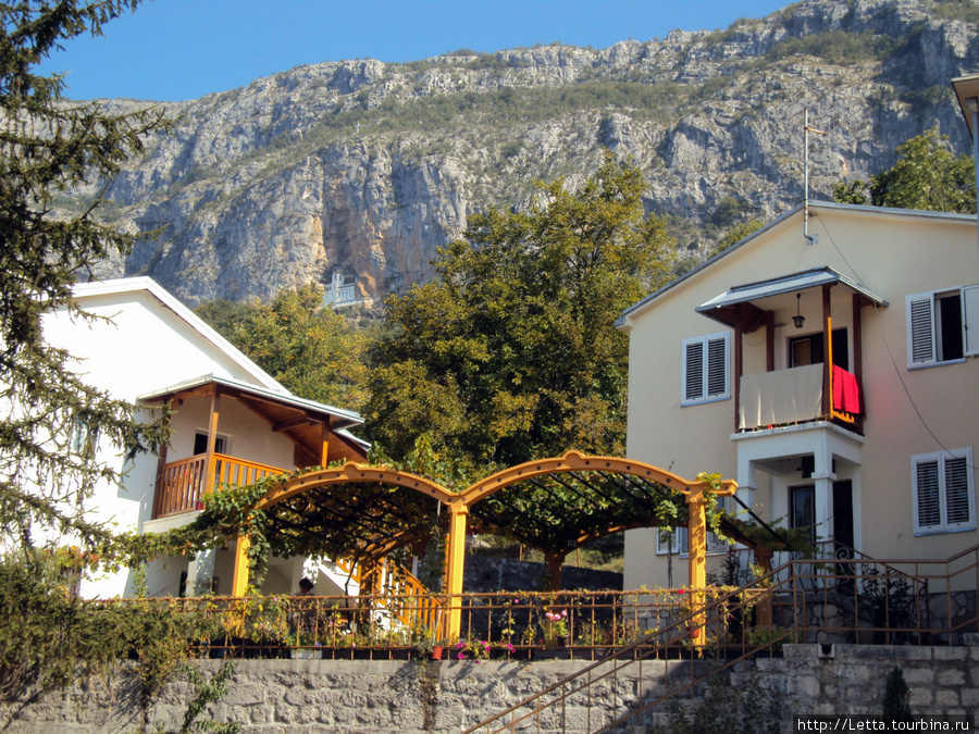 Кельи монастырь Острог, Черногория