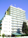 Отель Варшава — один из ветеранов курорта Золотые Пески — относится к экономичным гостиницам