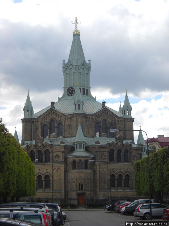 Вид на церковь с бульвара Мальмё, Швеция