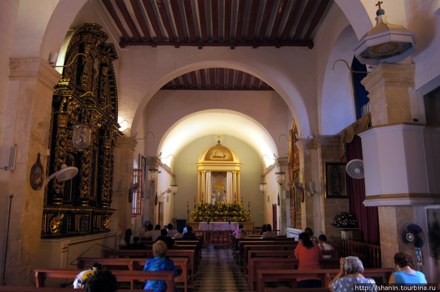 В церкви Имени Иисуса в Кампече Кампече, Мексика