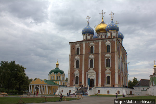 Успенский собор Рязанского Кремля впечатляет Рязань, Россия