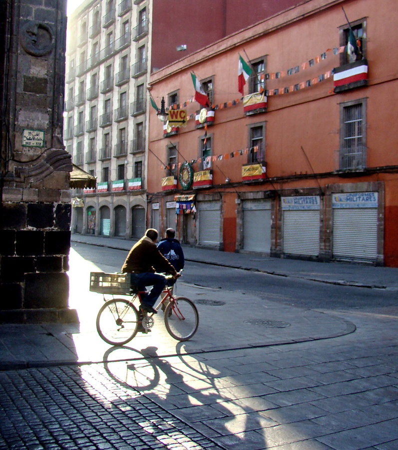 Обычные люди — Мехико Мехико, Мексика
