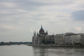 Вид на Парламент с моста Сечени