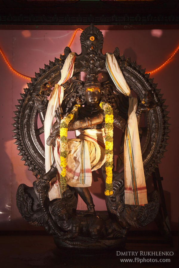 Танцующий Шива Натарадж в музее Мадурай, Индия