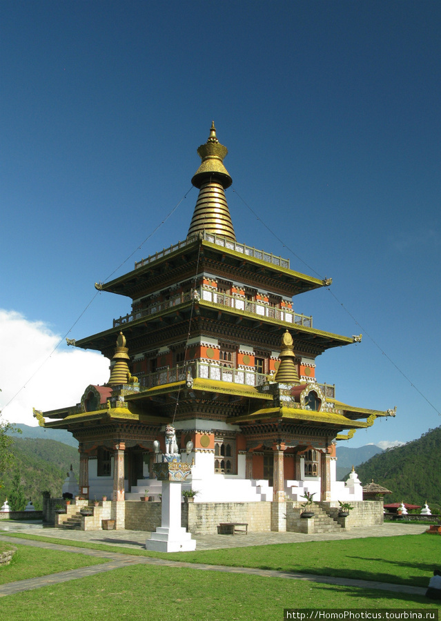 Монастырь Кхамсун Юллей Намгьял Чолинг Район Пунакха, Бутан