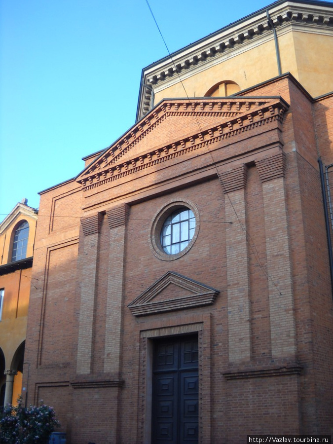 Восьмиугольная форма хорошо заметна в строении купола Мантуя, Италия