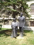 Карел и Херман (Герман) Шкорпилы считаются основоположниками болгарской археологии. Памятник возле Археологического музея